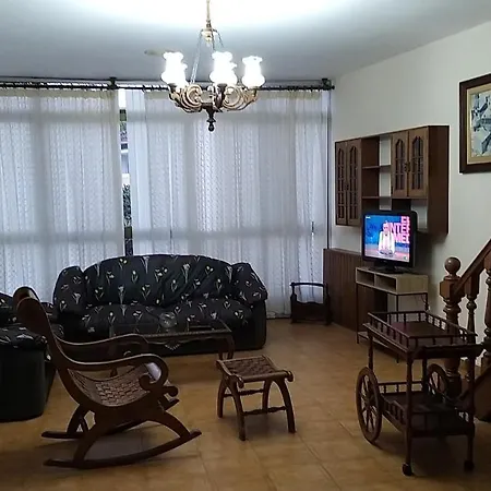 Casa Con Piscina En Ramiras, Ourense Holiday home