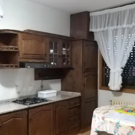 Casa Con Piscina En Ramiras, Ourense