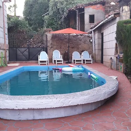 Сasa de vacaciones Casa Con Piscina En Ramiras, Ourense *