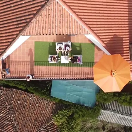 Casa Con Piscina En Ramiras, Ourense Holiday home *